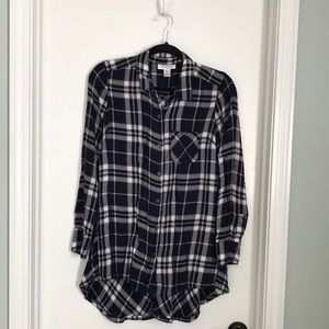 Like new Motherhood Maternity flannel shirt